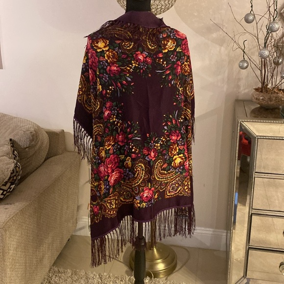 Pavlovo-posadskii platok - Russian traditional wool shawl NWT - Picture 3 of 4